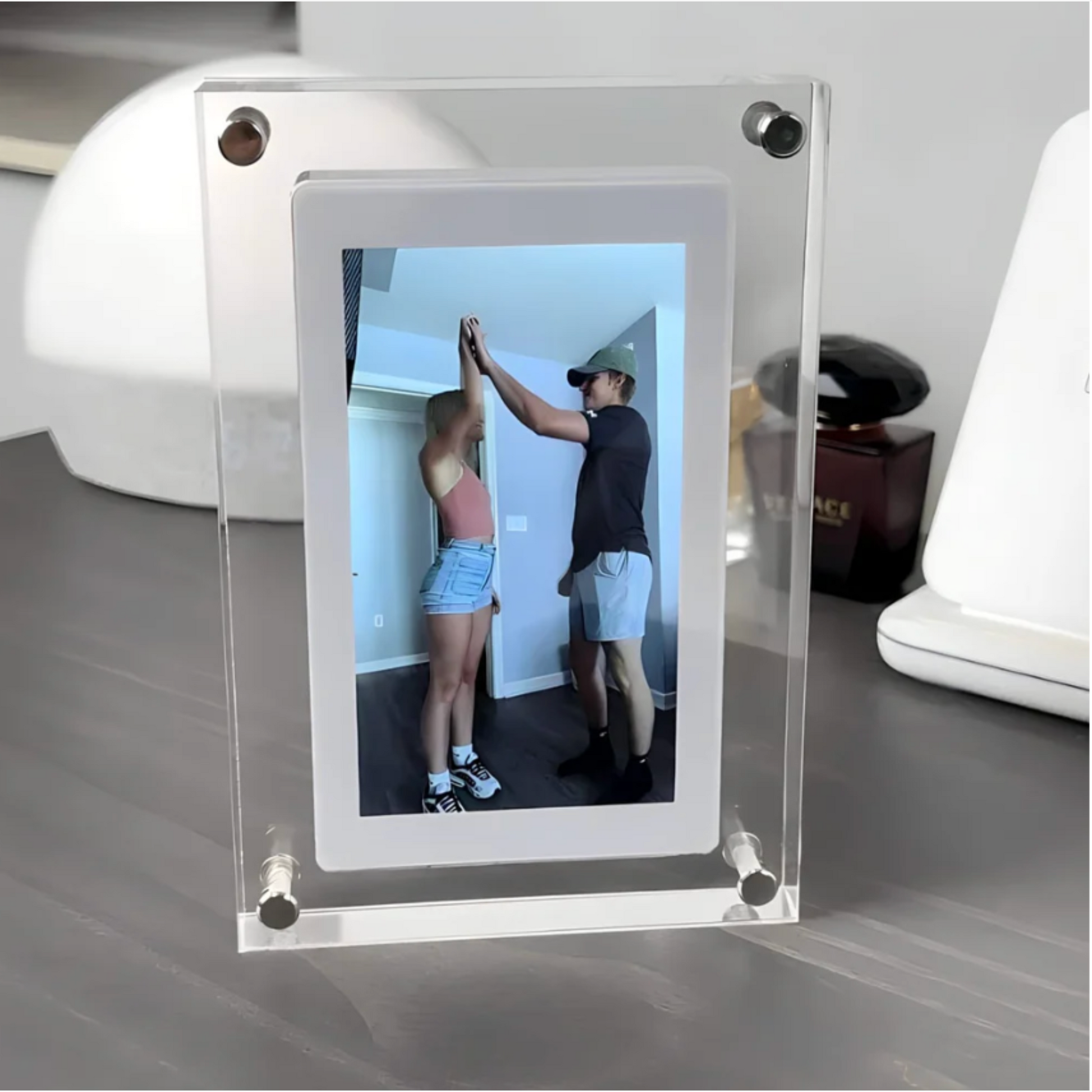 heymemo™ Acrylic Video Frame